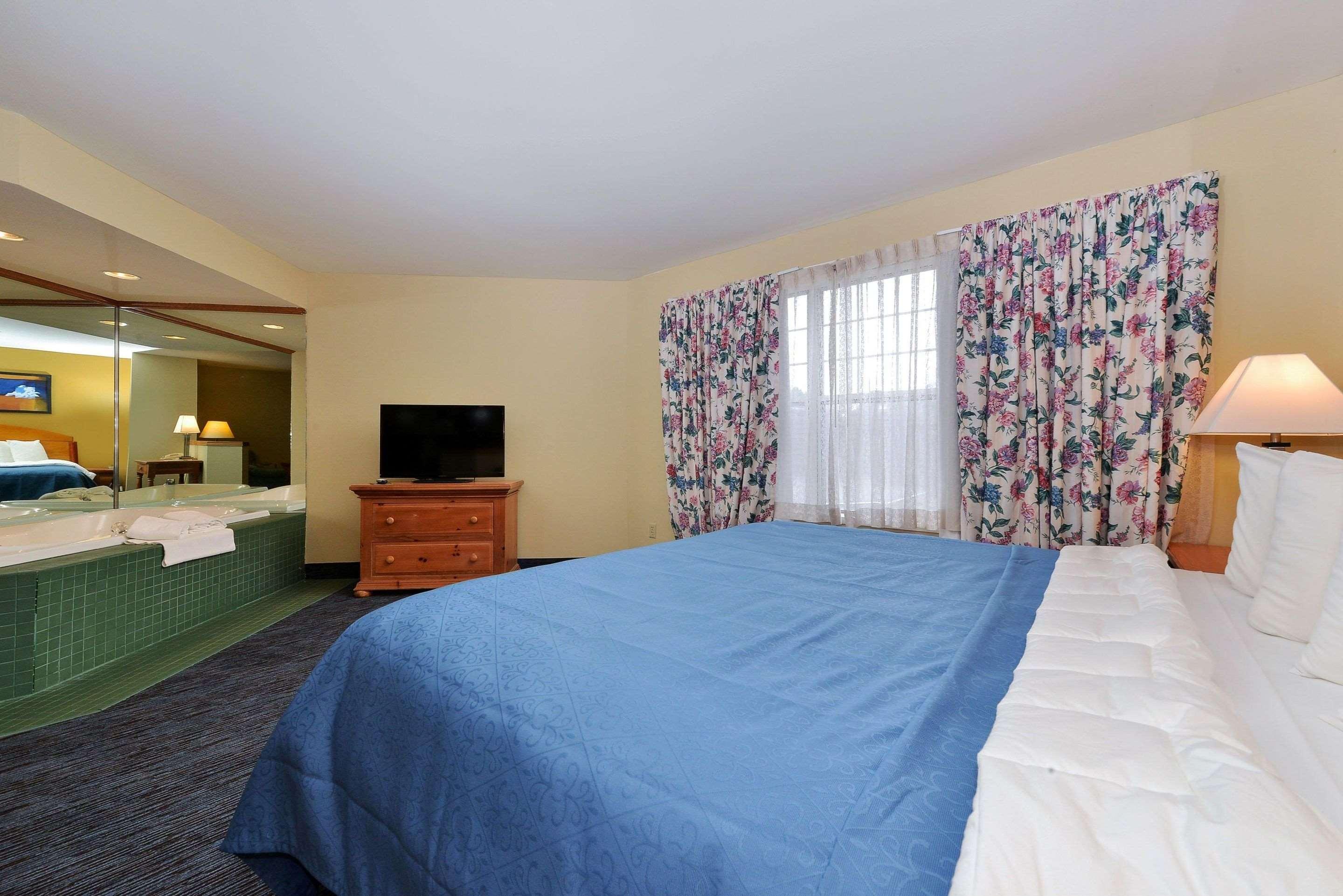 Quality Inn & Suites Shawano Esterno foto