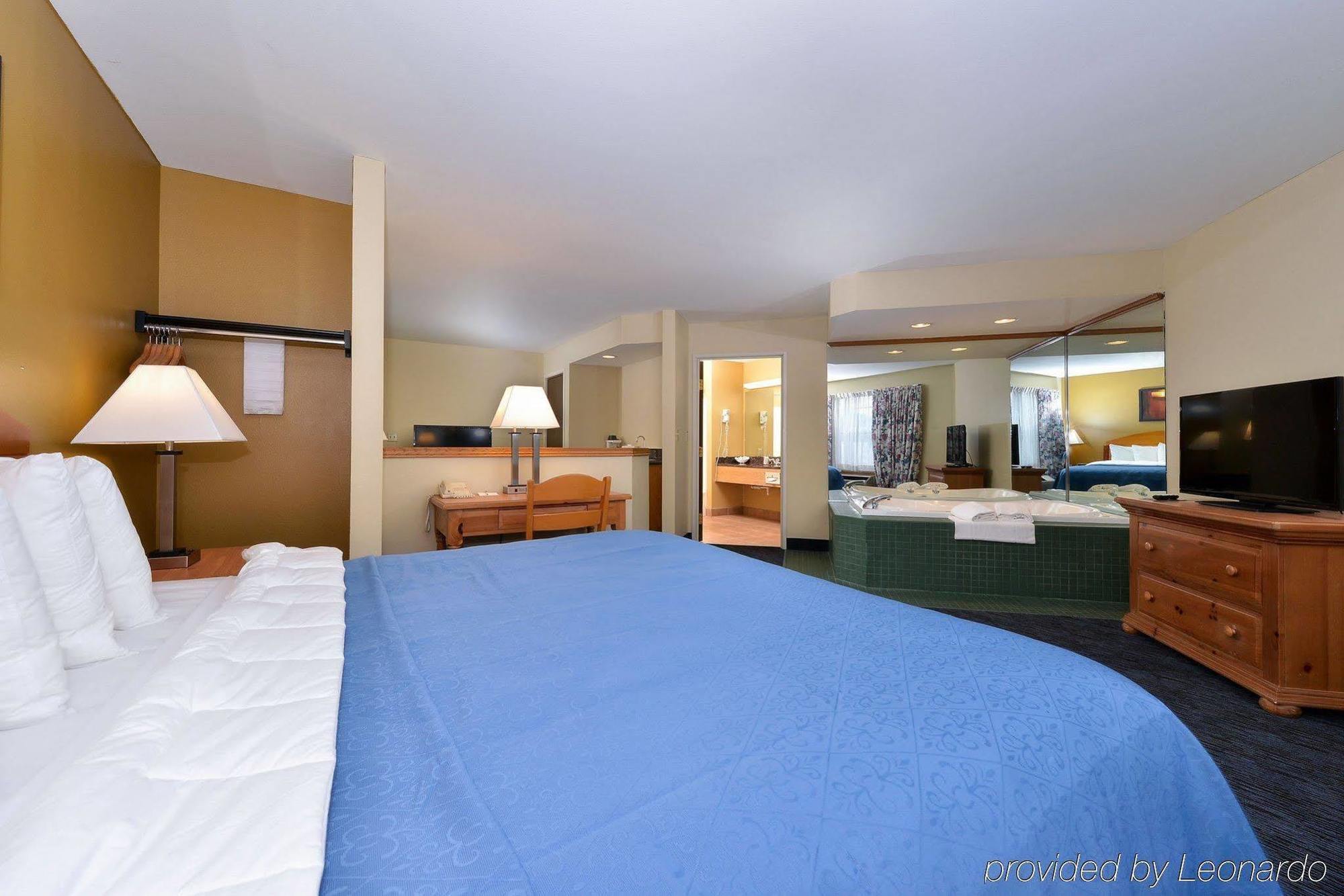 Quality Inn & Suites Shawano Esterno foto